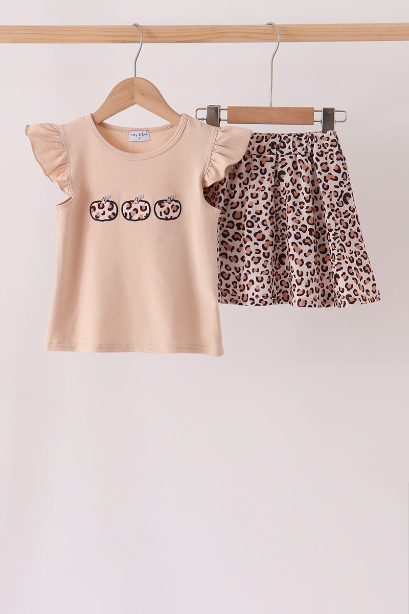 Leopard pumpkin applique skorts set