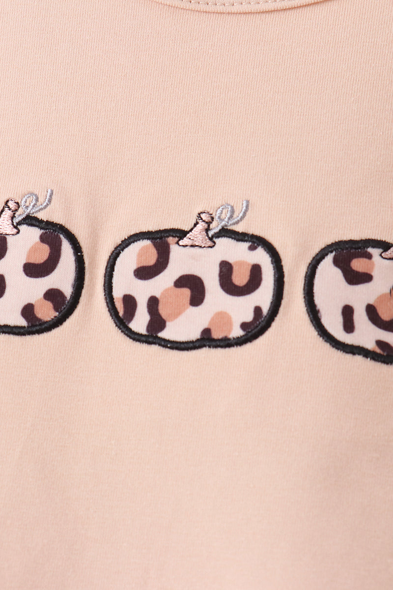 Leopard pumpkin applique skorts set